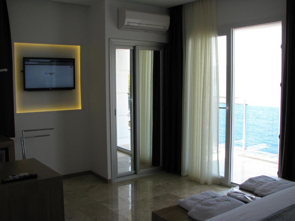 Rhapsody Hotel Каш Екстериор снимка